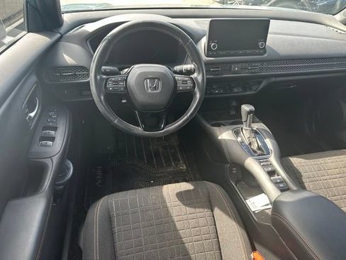 Used 2024 Honda HR-V Sport image 10