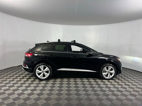 Used 2023 Audi Q4 e-tron Prestige image 3