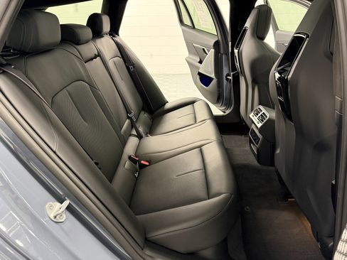 Used 2025 BMW M5 Touring image 17