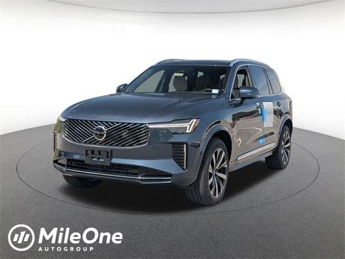 Certified 2026 Volvo XC90 B5 Core image 1