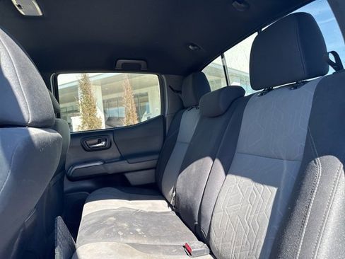 Used 2021 Toyota Tacoma TRD Off-Road w/ Technology Package image 11