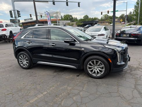 Used 2021 Cadillac XT4 Premium Luxury w/ Driver Assist Package AWD/4WD image 9