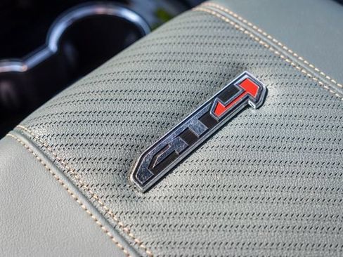Used 2026 GMC Yukon AT4 w/ AT4 Premium Plus Package AWD/4WD image 39
