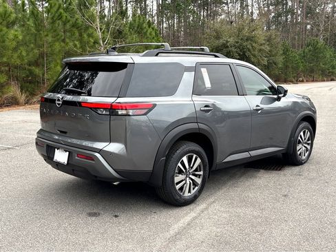 New 2026 Nissan Pathfinder SL image 29