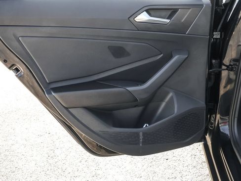 Certified 2024 Volkswagen Jetta SE FWD image 27
