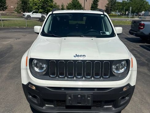 Used 2017 Jeep Renegade Latitude w/ Safety & Security Group (ALP) AWD/4WD image 2