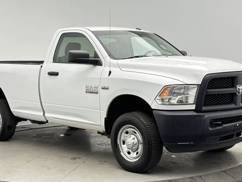 Used 2016 RAM 2500 Tradesman w/ Power & Remote Entry Group image 3