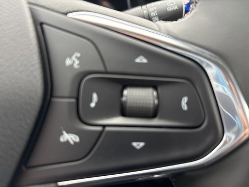 New 2026 Chevrolet Trax LT w/ Driver Confidence Package image 18