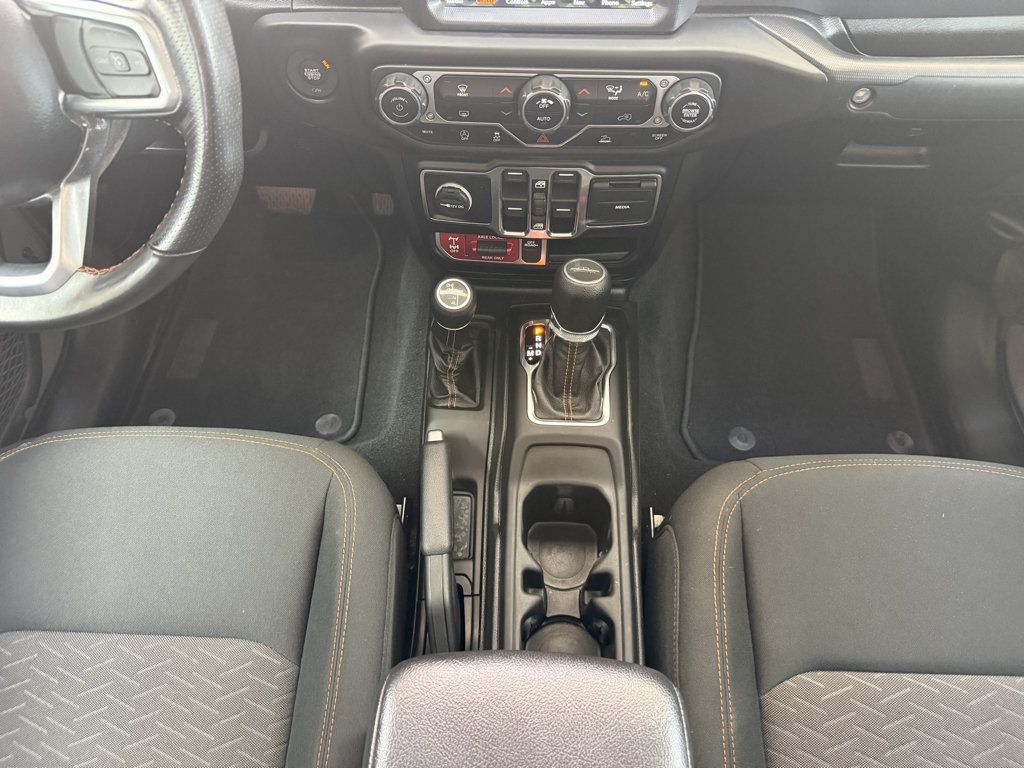 Used 2020 Jeep Gladiator Mojave AWD/4WD image 22