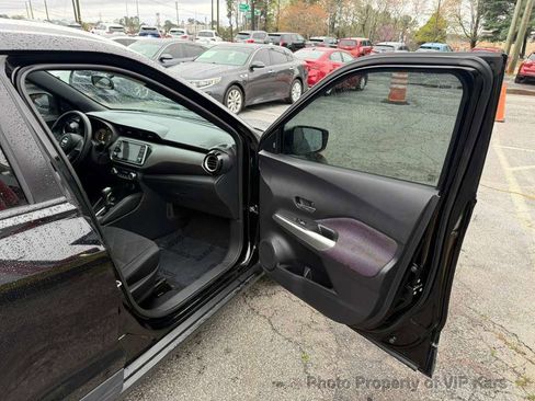 Used 2019 Nissan Kicks SV image 12