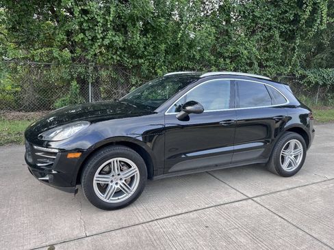 Used 2017 Porsche Macan S AWD/4WD image 3