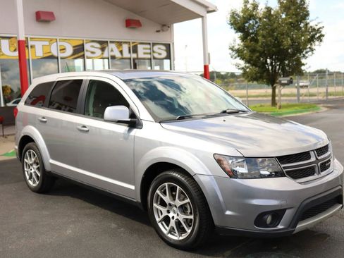 Used 2018 Dodge Journey GT w/ Driver Convenience Group image 3