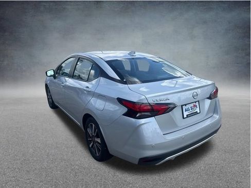 Used 2025 Nissan Versa SV FWD image 7
