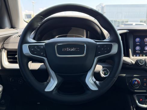 Used 2024 GMC Terrain SLT w/ Elevation Edition AWD/4WD image 19
