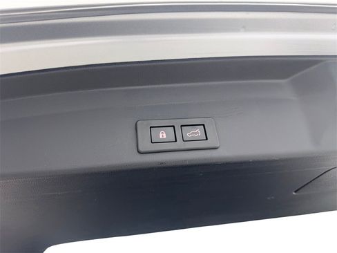 Used 2024 Subaru Ascent Touring image 88