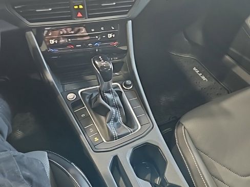 New 2026 Volkswagen Jetta SEL image 32