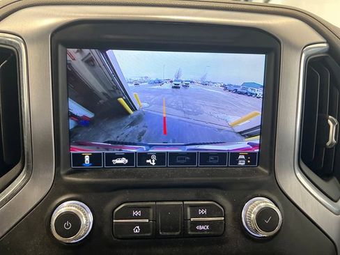 Used 2022 GMC Sierra 3500 SLT w/ SLT Convenience Package image 15