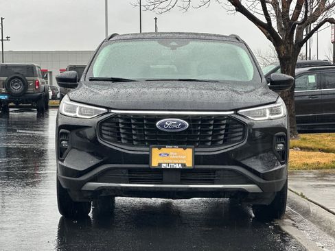 Certified 2025 Ford Escape Platinum image 10