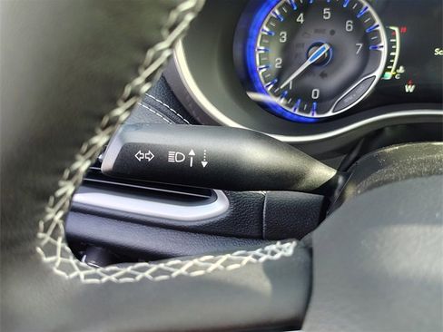 New 2026 Chrysler Pacifica Select image 20