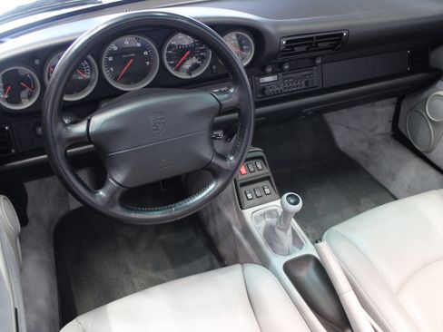 Used 1996 Porsche 911 Cabriolet image 4