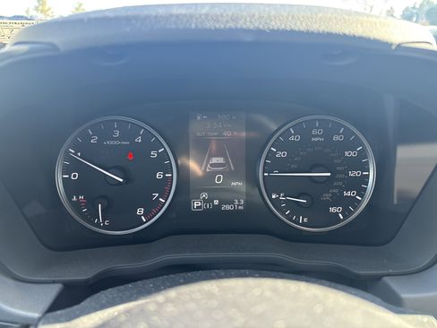 Used 2025 Subaru Crosstrek 2.0i Premium image 20