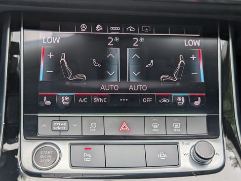 Used 2023 Audi Q8 Premium Plus w/ Premium Plus Package AWD/4WD image 24