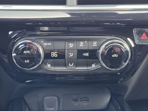 New 2026 Chevrolet Trax RS w/ Driver Confidence Package image 20