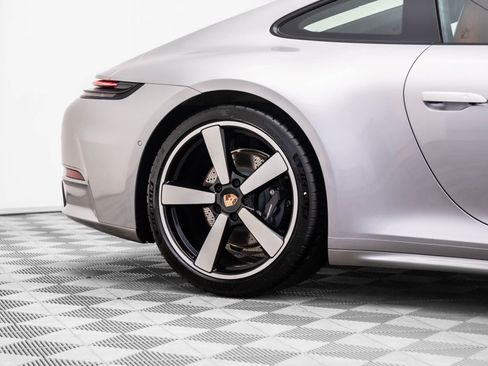 New 2026 Porsche 911 Carrera image 36
