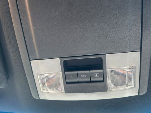 Used 2016 Ford Explorer Limited FWD image 29