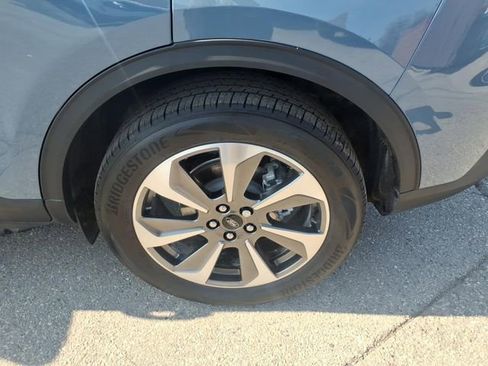 Certified 2024 Ford Escape Platinum image 11