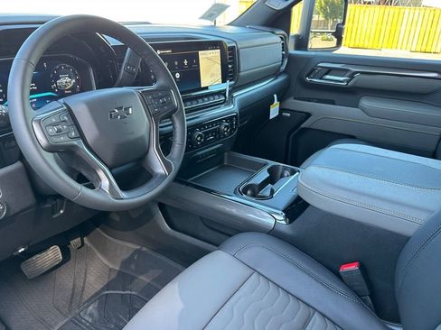 New 2026 Chevrolet Silverado 2500 ZR2 AWD/4WD image 10
