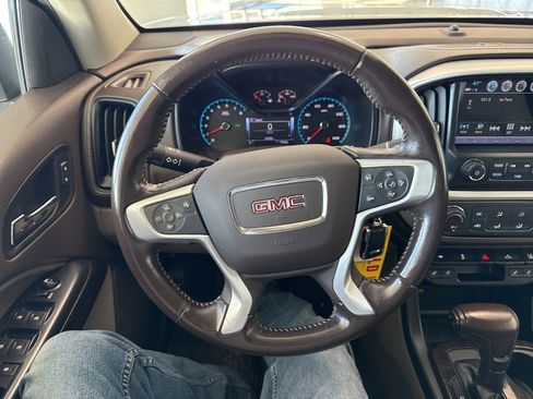 Used 2018 GMC Canyon SLT w/ Driver Alert Package image 24