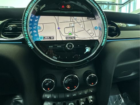 Certified 2024 MINI Cooper S FWD image 19