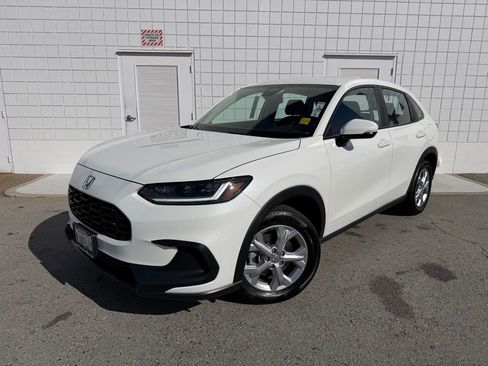 Used 2024 Honda HR-V LX image 1