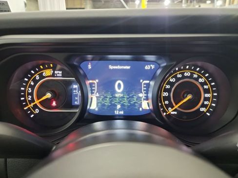 New 2025 Jeep Wrangler Rubicon w/ Xtreme 35 Tire Package image 29