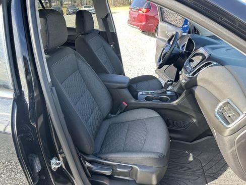 Used 2018 Chevrolet Equinox LT w/ Sun & Infotainment Package image 18