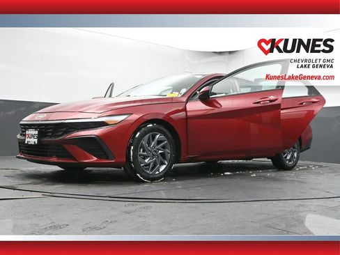 Used 2024 Hyundai Elantra SEL image 67