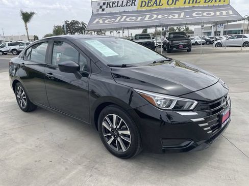 Used 2024 Nissan Versa SV FWD image 2