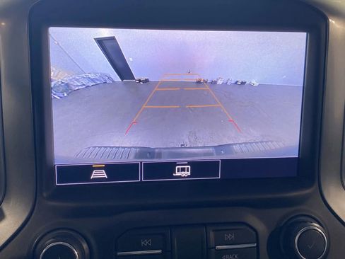 Used 2021 Chevrolet Silverado 1500 LT Trail Boss w/ LT Trail Boss Premium Package image 23