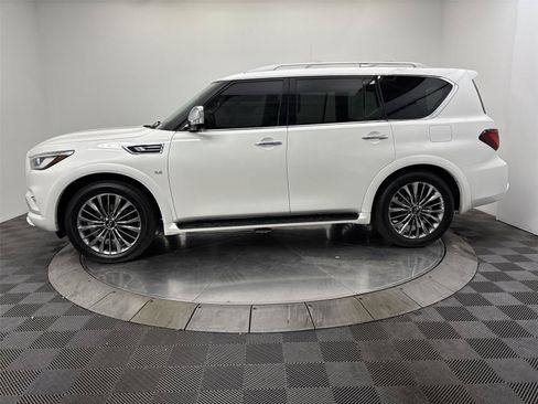 Used 2018 INFINITI QX80 4WD w/ Deluxe Technology Package image 16