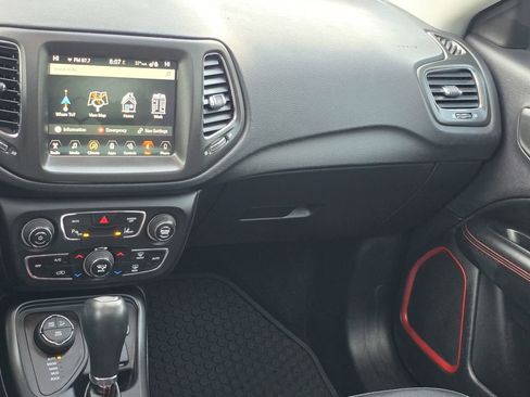 Used 2018 Jeep Compass Trailhawk w/ Leather Interior Group image 7