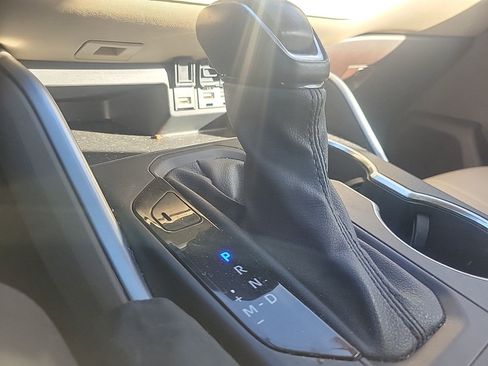 Used 2021 Toyota Highlander XLE image 34