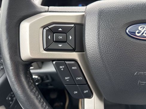 Certified 2022 Ford F350 Lariat w/ Lariat Ultimate Package image 24