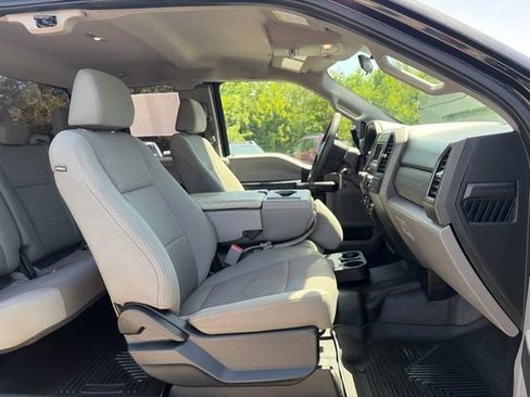 Used 2017 Ford F250 XL w/ Power Equipment Group AWD/4WD image 34
