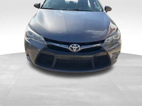 Used 2017 Toyota Camry SE image 43