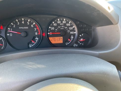 Used 2017 Nissan Frontier SV image 17