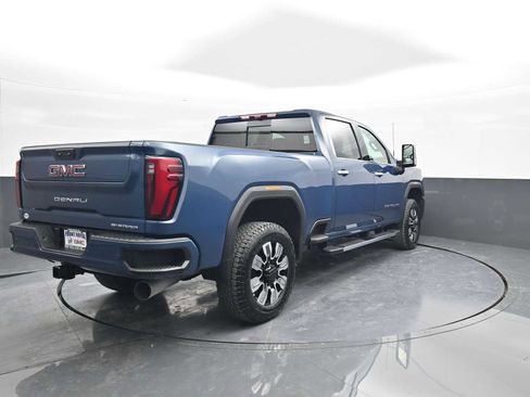 New 2026 GMC Sierra 2500 Denali w/ Denali Reserve Package image 7