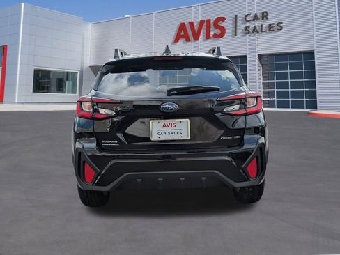 Used 2024 Subaru Crosstrek 2.0i Premium image 7