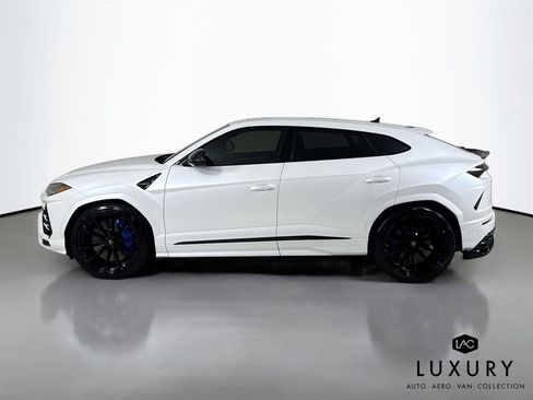 Used 2021 Lamborghini Urus image 9