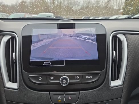 Used 2022 Chevrolet Malibu RS image 15